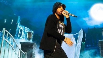 جشن ۱۸ سالگی ترک اعتیاد خواننده مشهور