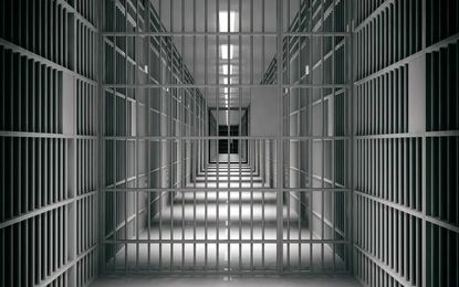 آقای بازیگر محکوم به حبس ابد شد/ عکس