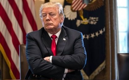 ترامپ: تنگه لعنتی را باز کنید و گرنه در جهنم زندگی خواهید کرد/ سه شنبه در ایران، روز نیروگاه و پل خواهد بود