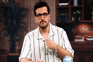 امیرحسین قیاسی دوباره ما را برد سر کلاس حرفه‌وفن؛ شاهکار تازه با بطری آب و سیخ چوبی، قیاسی با دستان خالی به جنگ ایلان ماسک رفت!