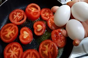 صادرات تخم مرغ، گوجه و خرما ممنوع شد