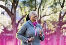 چربی‌سوزی کدام بیشتر است؟ ورزش با معده خالی یا بعدِ غذا