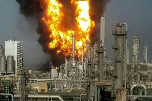 آمار بالای بیکاری کارگران در اثر جنگ/ صد هزار کارگر فقط در خوزستان بیکار شدند