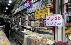 افزایش کالابرگ برای کم‌درآمدها | دولت پولش را از کجا می‌آورد؟