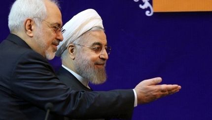 فحاشی یک مداح به ظریف و روحانی در مشهد/ ویدئو