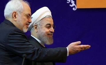 فحاشی یک مداح به ظریف و روحانی در مشهد/ ویدئو