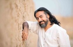 چه کسی ترانه تیم ملی فوتبال در جام جهانی را می‌خواند؟