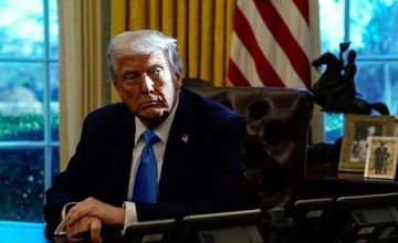 تذکر مجری صدا و سیما به نماینده مجلس: به ترامپ آقا نگویید!/ ویدئو