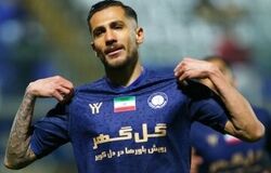 ستاره جدید پرسپولیس دوباره در گل‌گهر دیده شد/ عکس
