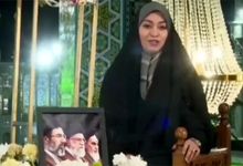 سقوط عجیب لوستر و دکور برنامه رویِ سر مجری!/ ویدئو