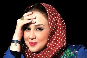 سلفی «بهنوش بختیاری و بهاره رهنما» در پشت صحنه «آقای سانسور»/ عکس