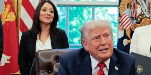 رسوایی جنسی در کابینه ترامپ/ وزیر کار آمریکا مجبور به کناره‌گیری شد