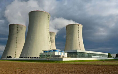 موافقت ترامپ با توافق هسته‌ای ۳۰ساله با عربستان