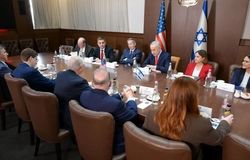 تصاویر جلسه سناتور آمریکا و نتانیاهو درباره ایران/ ویدئو