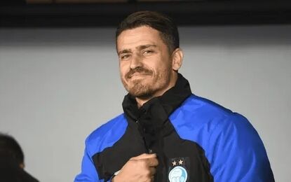 مربی موقت استقلال مشخص شد