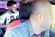 لحظه خلع سلاح خلافکار فراری توسط راننده تاکسی/ ویدئو