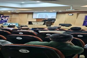 قشقاوی: محال است تنگه هرمز تا تحقق شروط ایران باز شود