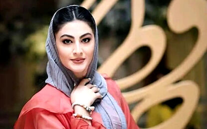 عکس مریم مومن با تیپ تابستانی‌اش در خیابان