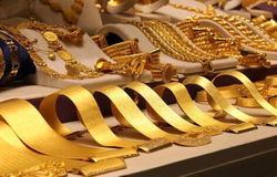 قیمت طلا، دلار و سکه امروز دوشنبه ۱۳بهمن