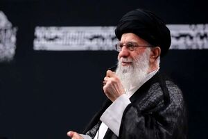ماجرای جالب احوال‌پرسی رهبر شهید انقلاب با اکبر عبدی/ ویدئو