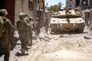 حمله تند ترامپ: ماکرون برکنار می‌شود!