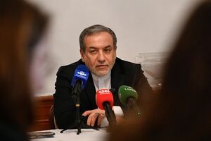 عراقچی مذاکره‌اش با آمریکایی‌ها درباره جنگ را فاش کرد/ ویدئو