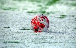 پرسپولیس صدر جدول را از سپاهان گرفت/ سرگیف گل زد و اخراج شد!