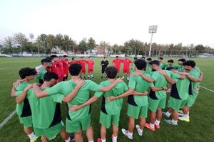 آغاز اردوی تیم ملی فوتبال در غیاب ۱۰ بازیکن