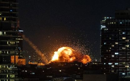 پرده‌برداری شبکه CNN از سلاح خطرناک‌تر از بمب هسته‌ای که ترامپ به ایران داد!/ ویدئو