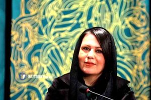 گیتی قاسمی: مدتی در فرودگاه می‌خوابیدم/ ویدئو