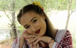 مرگ ناگهانی خواننده ۱۷ ساله بر اثر سکته مغزی لحظاتی پیش از اجرا