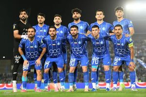 هر مدیری آمد، کمر استقلال را شکست؛ مشکلات پیش فصل، یقه تیم را می‌گیرد