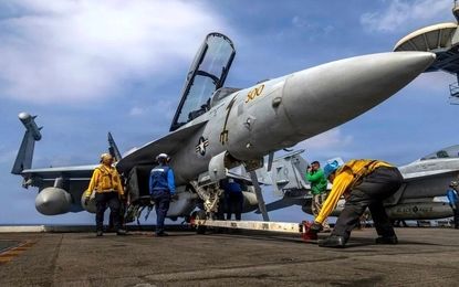 مشاوران ترامپ تمایل دارند ابتدا اسرائیل به ایران حمله کند