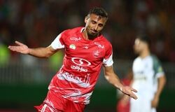 وینگر سابق پرسپولیس در یک‌قدمی انتقال به آلومینیوم