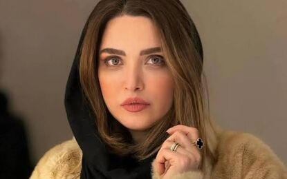 بهنوش طباطبایی در حال پخش نذری امام حسین