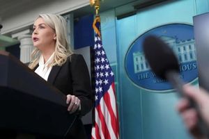 کاخ سفید: آمریکا در حال حاضر قصدی برای حضور نظامی در ایران ندارد